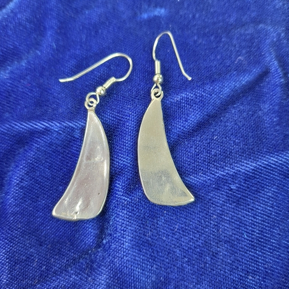 Claw Sterling Silver Dangle Earrings - Picture 2 of 12